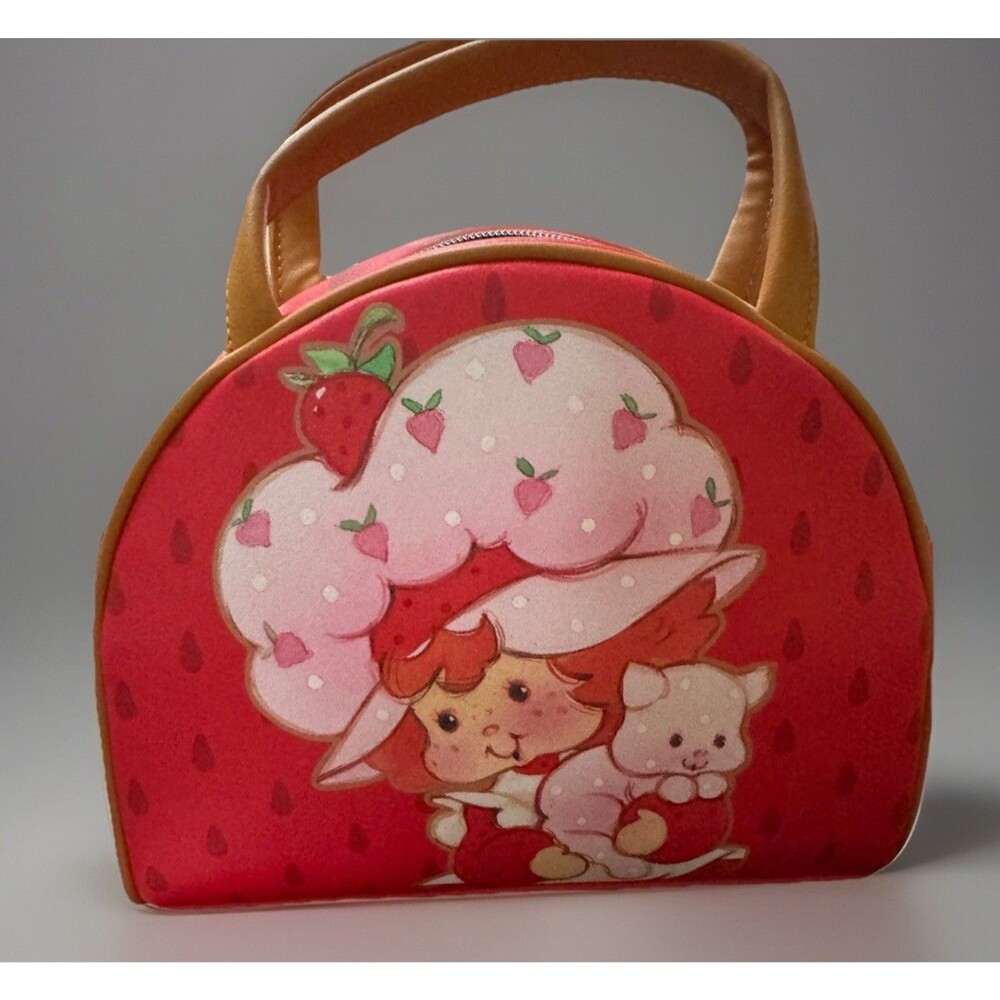 Loungefly Strawberry Shortcake & Custard SCENTED Crossbody Bag - Picture 3 of 10